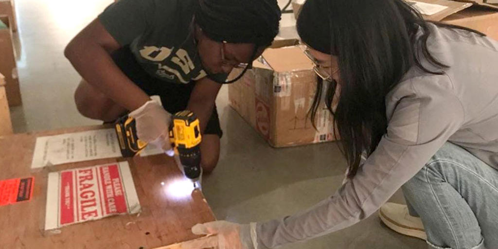 Enjoy unique opportunities to work with performing arts organizations on all of Mason's campuses, including the Hylton Performing Arts Center, the Center for the Arts, Mason Exhibitions, and the Mason Community Arts Academy.
